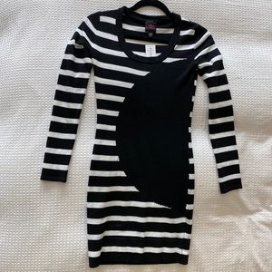 🖤 Bebe XS black and white stripe sweater dress 🖤